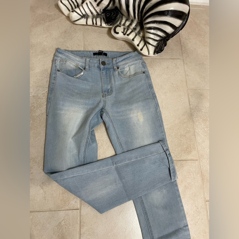 Forever 21 Light Blue Denim Jeans Men SZ 29x30 Great preowned condition